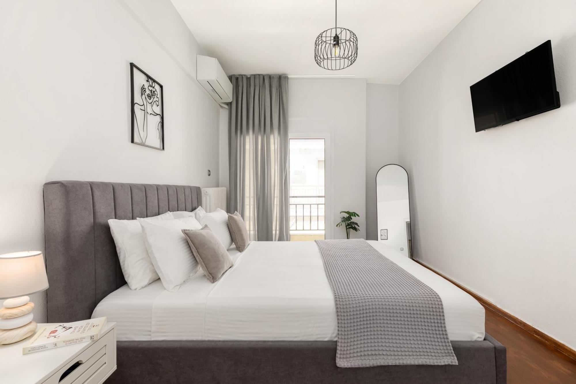 53 Central Luxury Apartment Kalamaria Солун Екстериор снимка